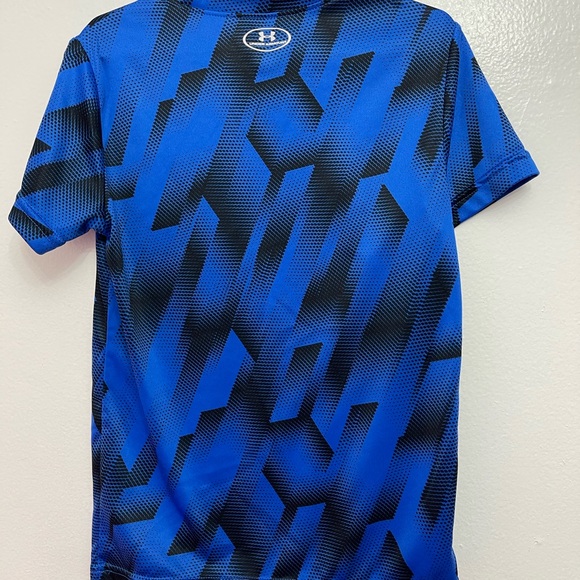 Under Armour Top - Picture 3 of 4